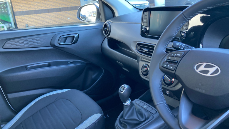 Hyundai i10 1.0 [63] Advance 5dr [Nav] Petrol Hatchback